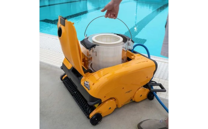 Maytronics Dolphin Wave 99997146-US 140 Robotic Cleaner